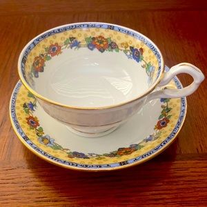 Vintage Collingwood fine bone China tea cup and saucer.